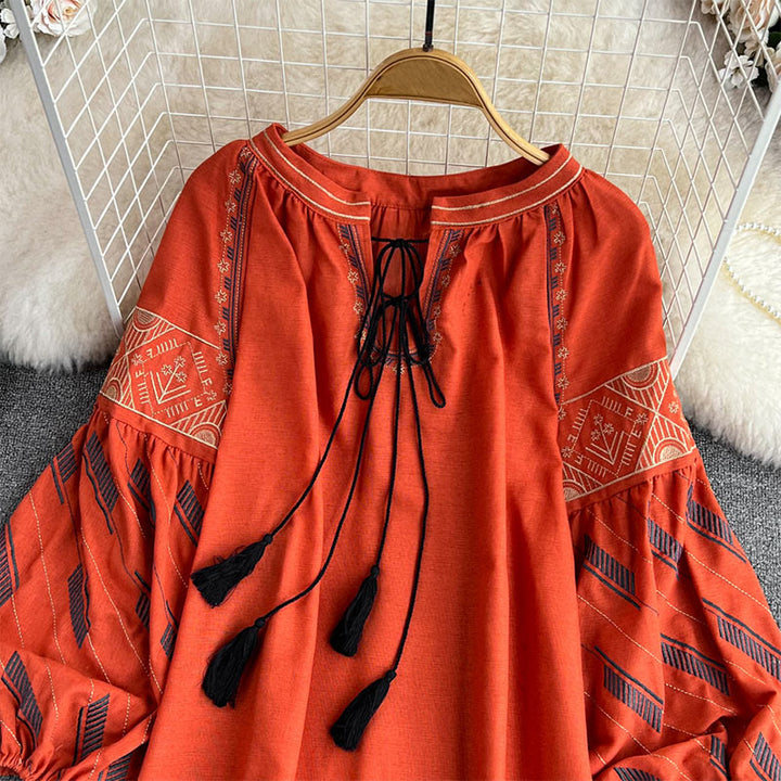 Camicia da donna Olivenorma con maniche a lanterna e ricamo geometrico totem