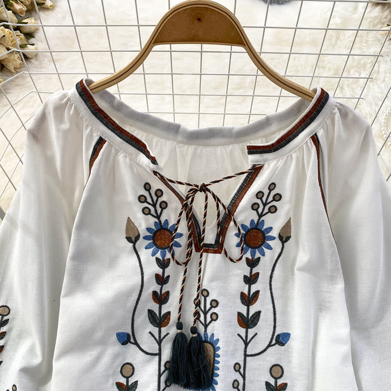 Camicia da donna Olivenorma con maniche a lanterna e ricamo floreale pastorale