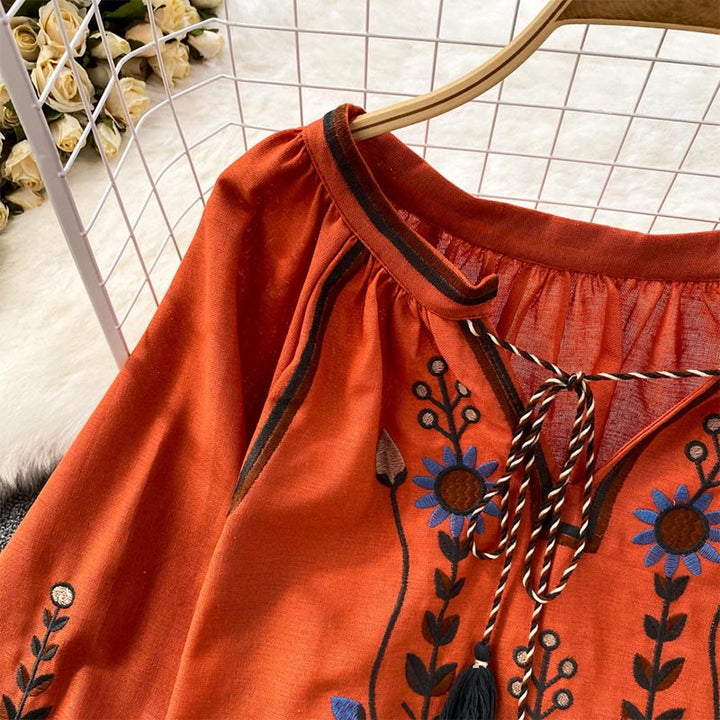 Camicia da donna Olivenorma con maniche a lanterna e ricamo floreale pastorale