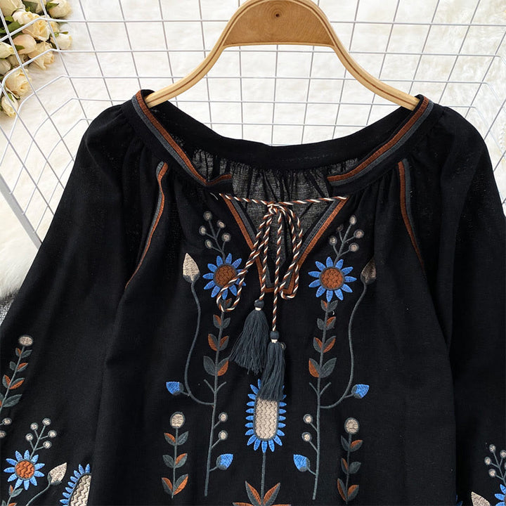 Camicia da donna Olivenorma con maniche a lanterna e ricamo floreale pastorale