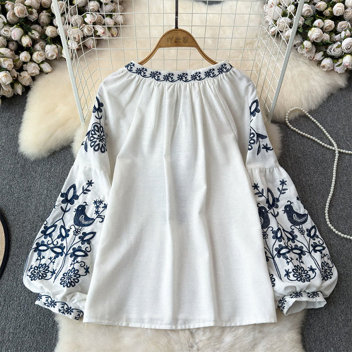 Camicia da donna Olivenorma con maniche a lanterna e ricamo di fiori e uccelli - image 1