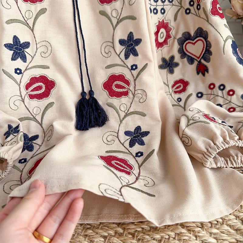 Camicia da donna Olivenorma con maniche a lanterna e ricamo retrò dolce