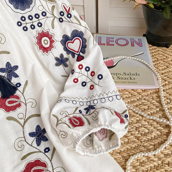 Camicia da donna Olivenorma con maniche a lanterna e ricamo retrò dolce