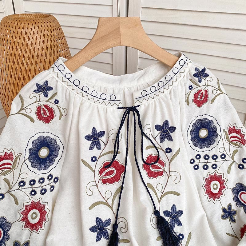 Camicia da donna Olivenorma con maniche a lanterna e ricamo retrò dolce