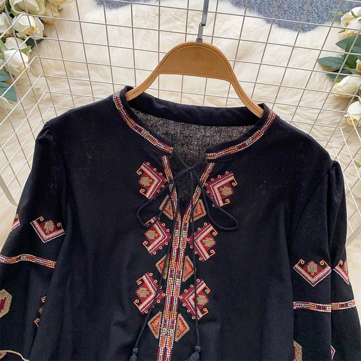 Camicia da donna Olivenorma con maniche a lanterna e ricamo in stile etnico