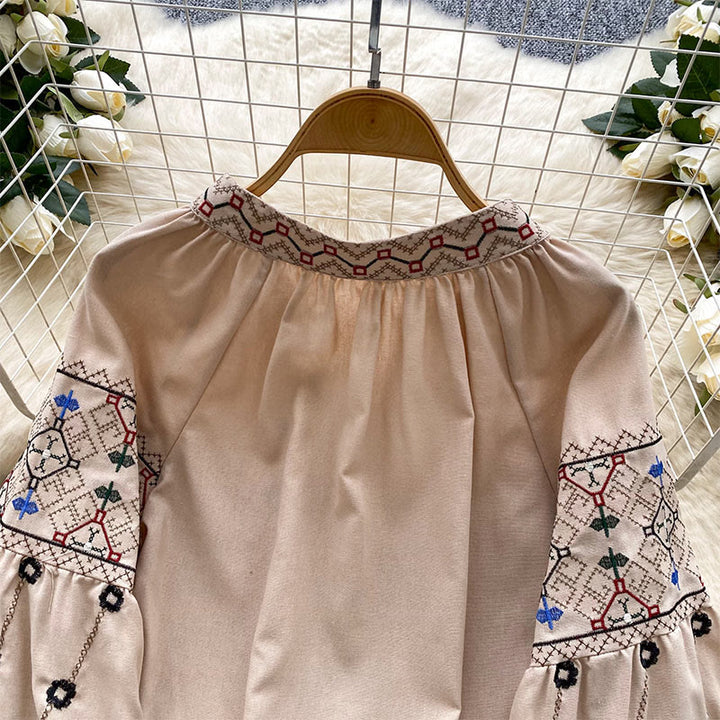 Camicia da donna Olivenorma con maniche a lanterna e ricami floreali vintage