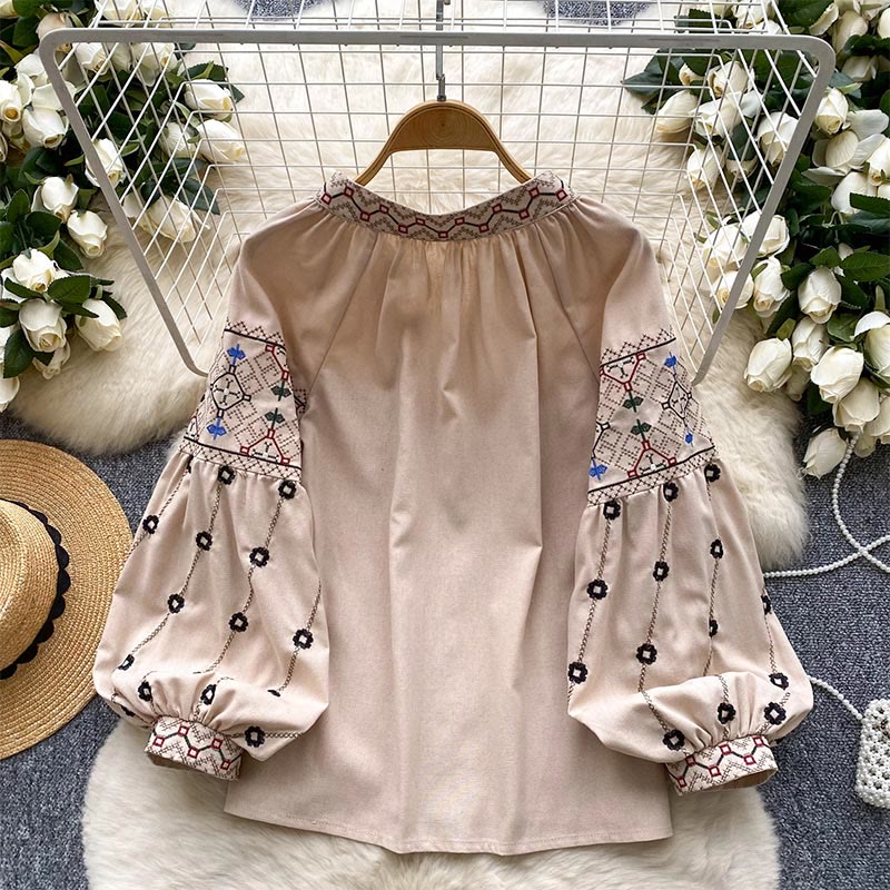 Camicia da donna Olivenorma con maniche a lanterna e ricami floreali vintage