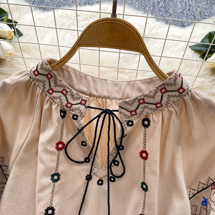 Camicia da donna Olivenorma con maniche a lanterna e ricami floreali vintage
