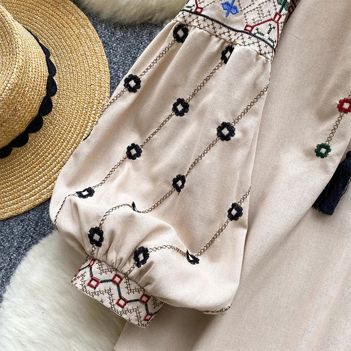 Camicia da donna Olivenorma con maniche a lanterna e ricami floreali vintage