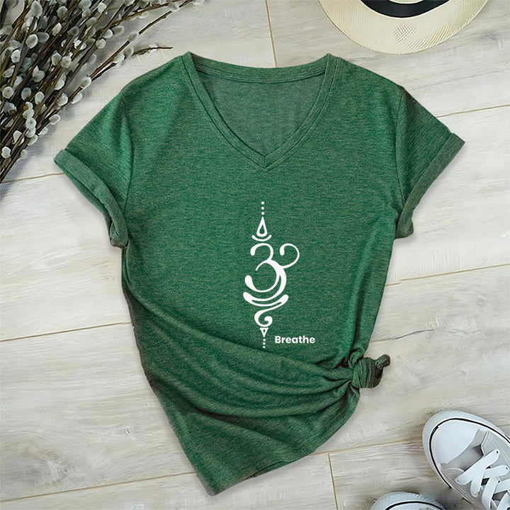 Olivenorma Breathe Symbol - Maglietta da meditazione yoga in cotone a maniche corte con scollo a V da donna - Verde - 2XL - image 18
