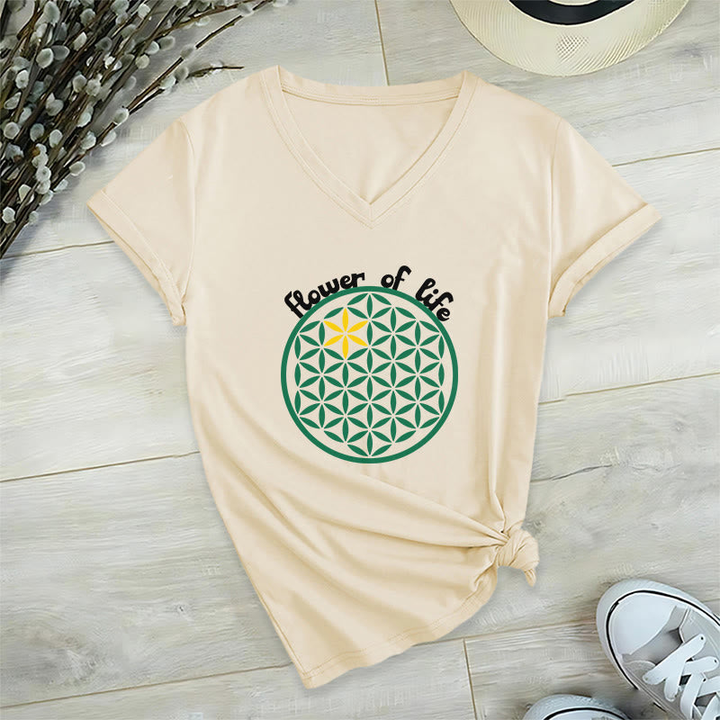 Olivenorma Flower of Life Boho Graphic Tees Maglietta casual con scollo a V - Beige - 2XL - image 1