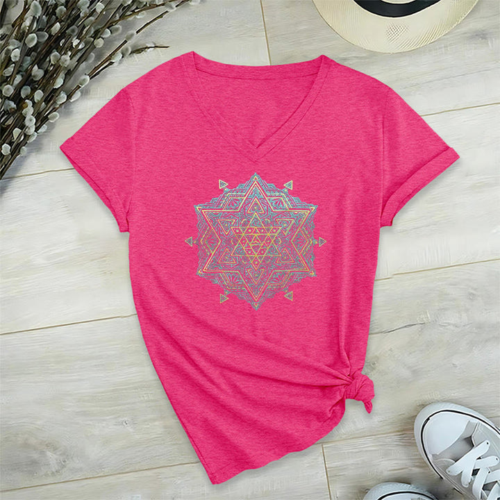Maglietta spirituale con scollo a V e simbolo del cubo di Metatro di Olivenorma , geometria sacra, guarigione - Rosa acceso - 2XL - image 33