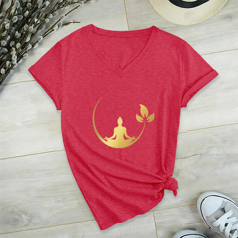 Olivenorma Yoga Lotus Buddha Meditation T-shirt con scollo a V - Rosso - 2XL - image 17