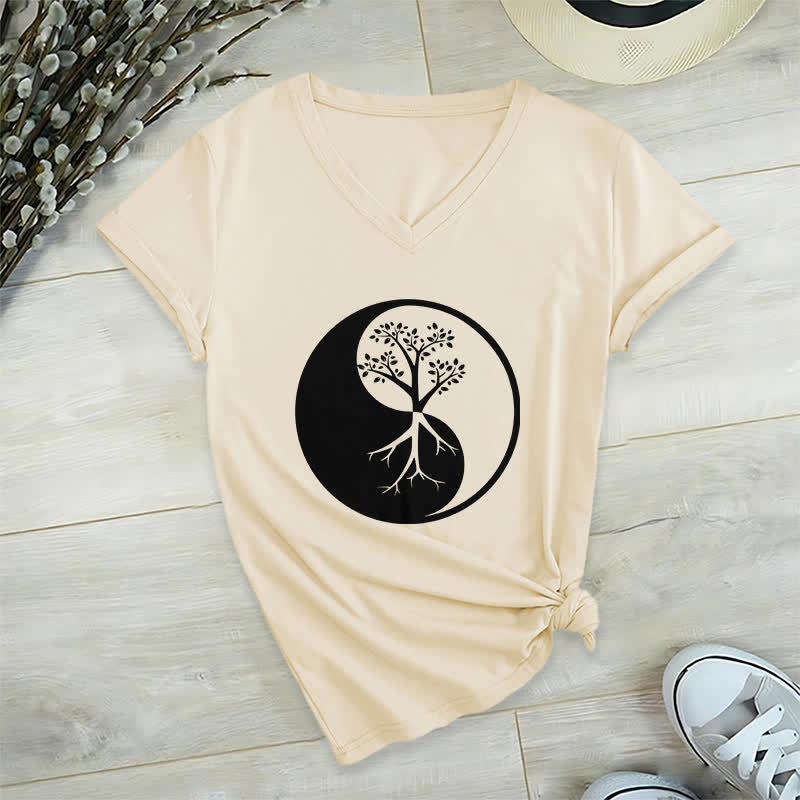 Olivenorma Yin Yang Tree Yoga Meditation T-shirt con scollo a V - Cachi - 2XL - image 21