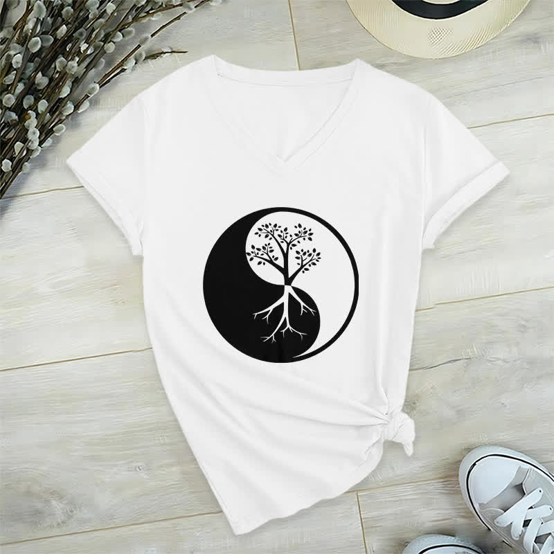 Olivenorma Yin Yang Tree Yoga Meditation T-shirt con scollo a V - Bianco - 2XL - image 4