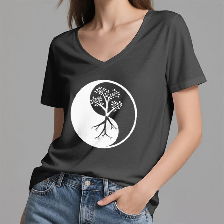 Olivenorma Yin Yang Tree Yoga Meditation T-shirt con scollo a V - image 1