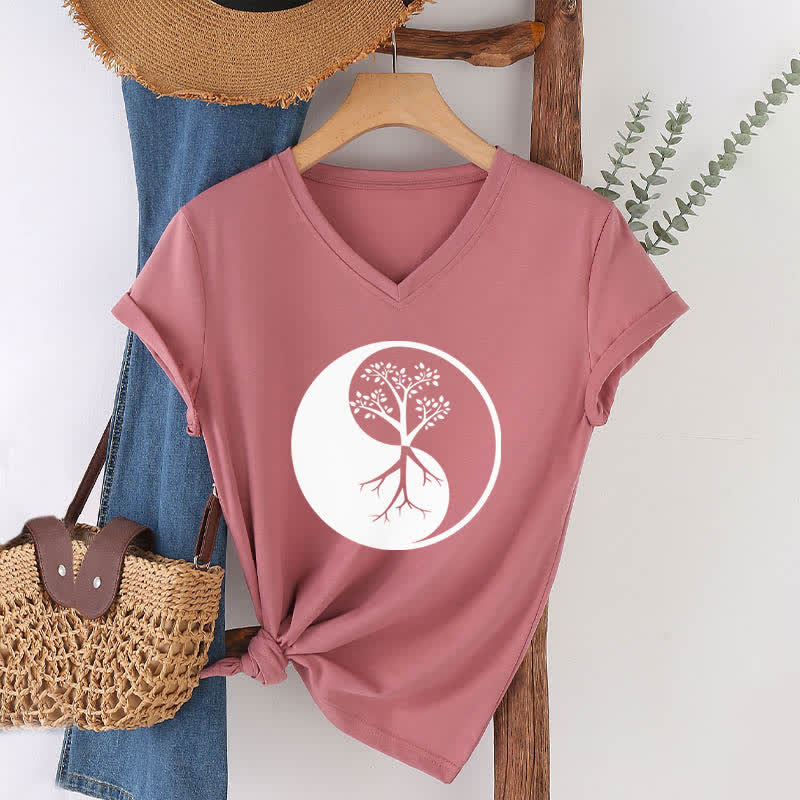 Olivenorma Yin Yang Tree Yoga Meditation T-shirt con scollo a V - image 19