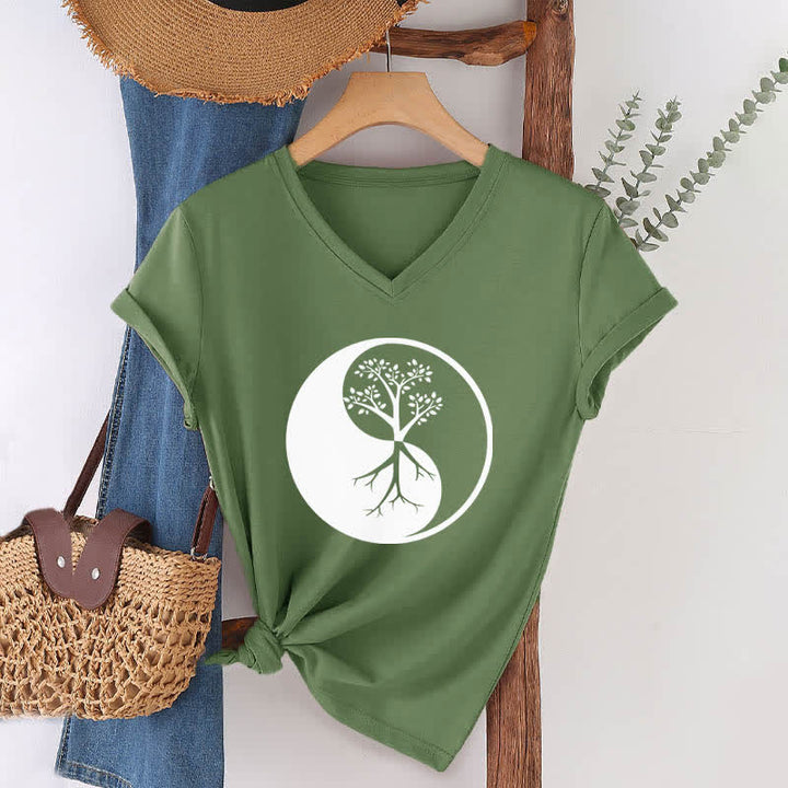 Olivenorma Yin Yang Tree Yoga Meditation T-shirt con scollo a V - image 11