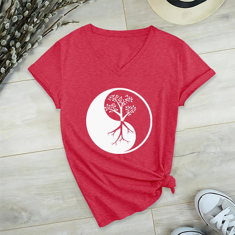 Olivenorma Yin Yang Tree Yoga Meditation T-shirt con scollo a V - Rosso - 2XL - image 13