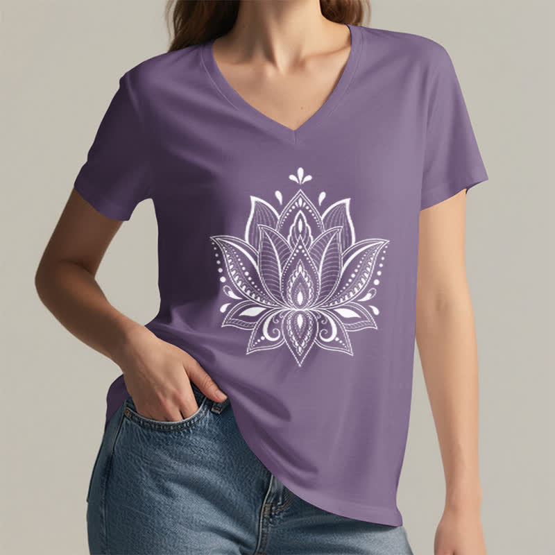Maglietta con scollo a V e motivo mandala con fiore di loto Olivenorma - image 26
