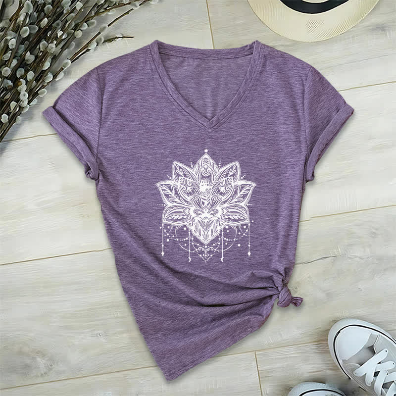 Maglietta con scollo a V e stampa Lotus Olivenorma - Viola - 2XL - image 25