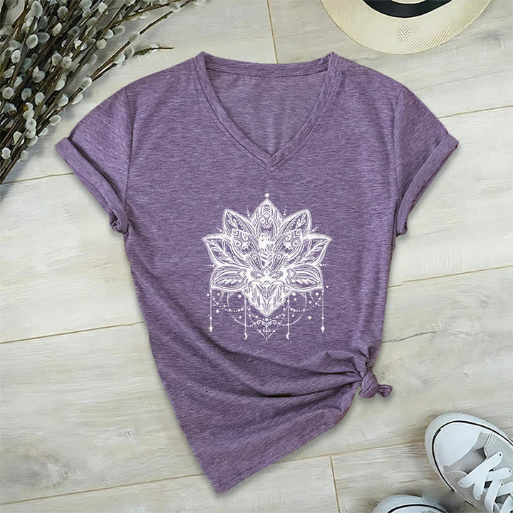 Maglietta con scollo a V e stampa Lotus Olivenorma - Viola - 2XL - image 25