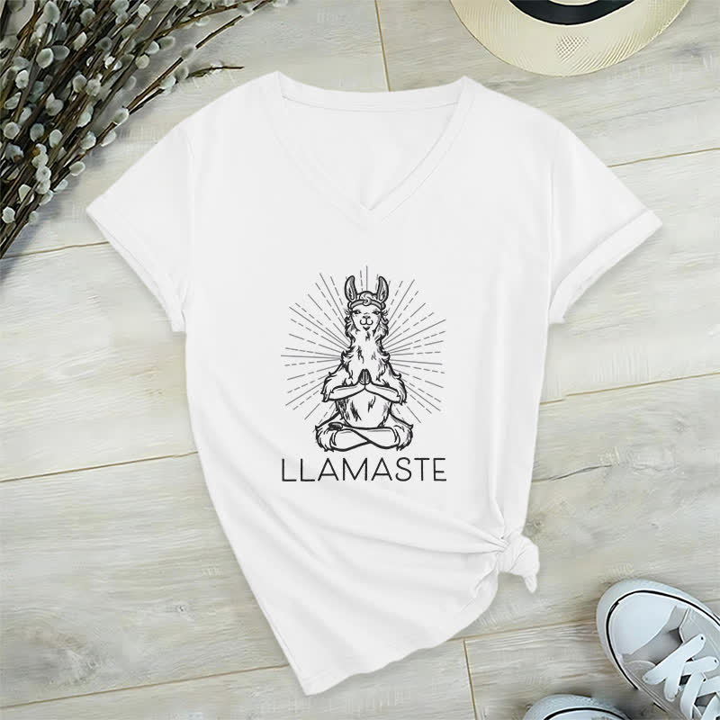 Olivenorma Maglietta divertente con scollo a V e scritta "Yoga Llama Namaste Workout" - Bianco - 2XL - image 0