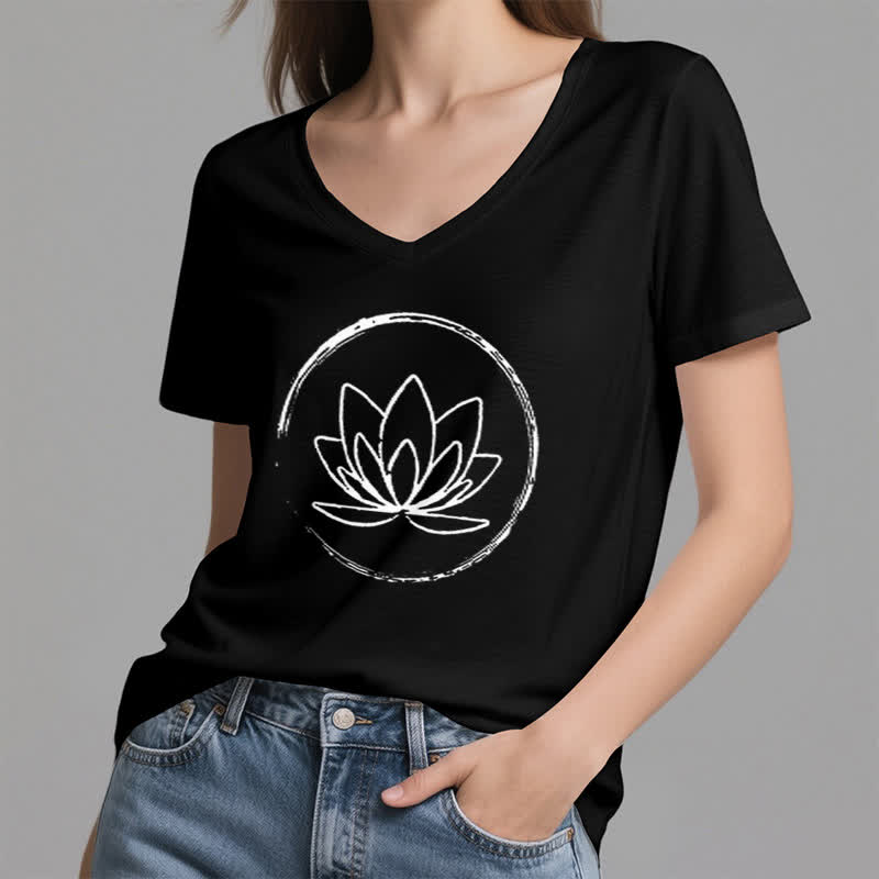 Olivenorma Boho Lotus Flower T-shirt ampia con scollo a V - image 14