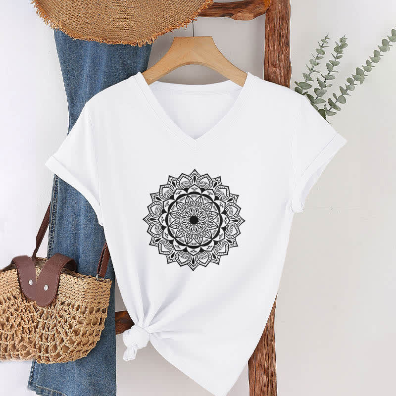 T-shirt con scollo a V Olivenorma Mandala Lotus Boho Flower Yoga - Bianco - 2XL - image 3