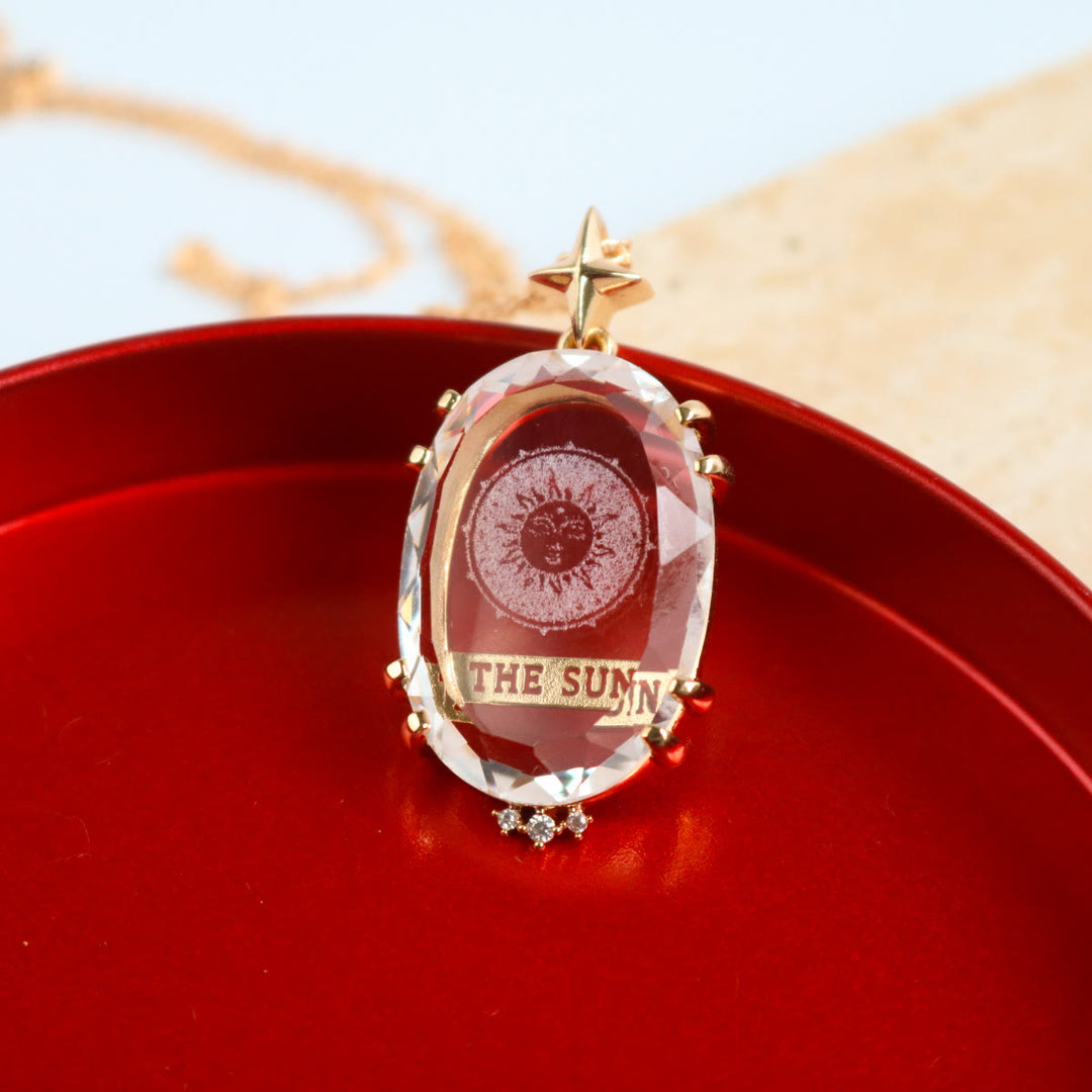 Collana vintage Olivenorma con tarocchi Luna e Sole in cristallo trasparente - IL SOLE - image 1