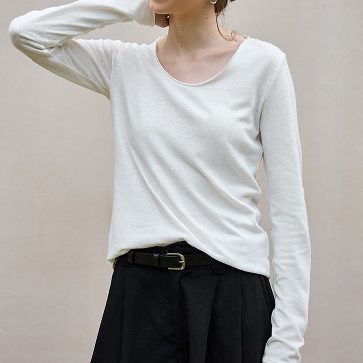 Olivenorma Felpa da donna a maniche lunghe arrotolate con colletto a forma di U in tinta unita - image 6