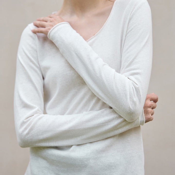 Olivenorma Felpa da donna a maniche lunghe arrotolate con colletto a forma di U in tinta unita - image 5