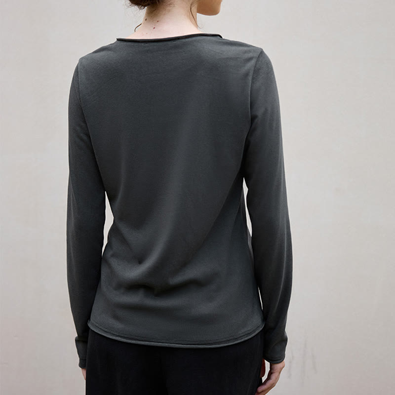 Olivenorma Felpa da donna a maniche lunghe arrotolate con colletto a forma di U in tinta unita - image 12