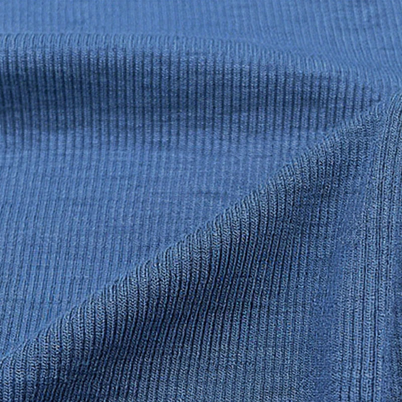 Olivenorma Giacca da yoga leggera con cerniera e cappuccio sportivo corto da donna - image 6