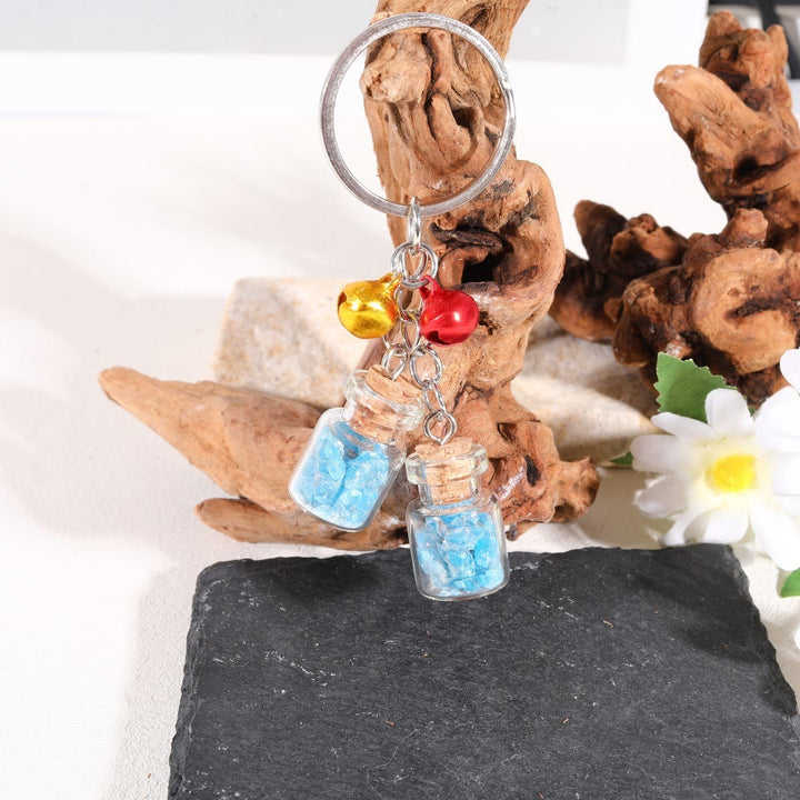 Portachiavi con campanellini in mini bottiglia di vetro con schegge di cristallo naturale Olivenorma - Apatite blu - image 14