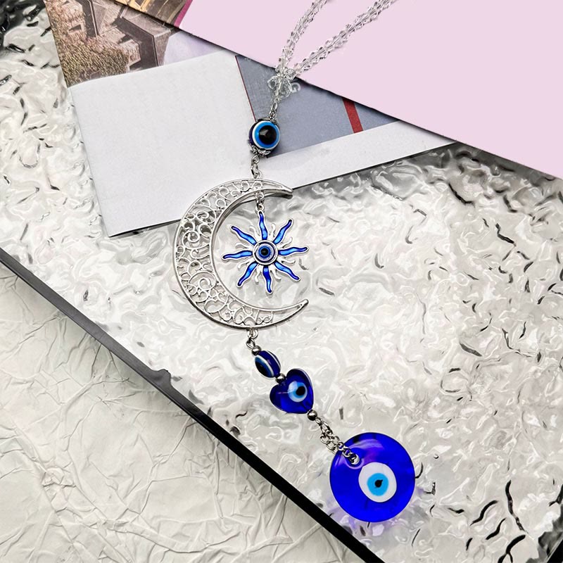 Portachiavi con malocchio a tema celeste Olivenorma con luna, sole e cuore - image 5