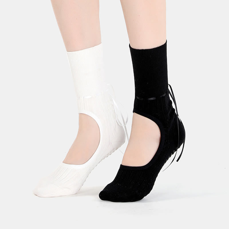 Calze da yoga Olivenorma senza tallone con cinturino antiscivolo per barre, pilates e danza, con cinturino regolabile, traspiranti, morbide e comode. - image 6