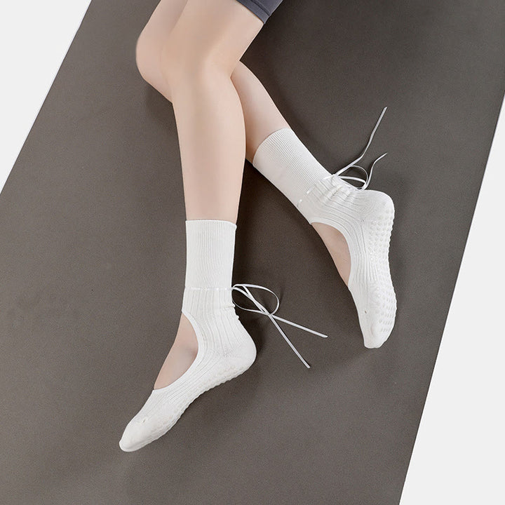 Calzini da yoga antiscivolo con coulisse e nastro Olivenorma - image 11