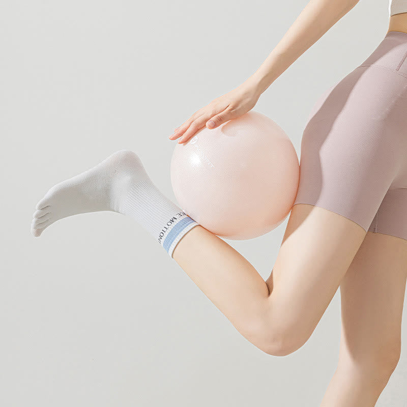 Calzini da yoga Olivenorma traspiranti a cinque dita con grip antiscivolo in silicone a metà polpaccio - image 11