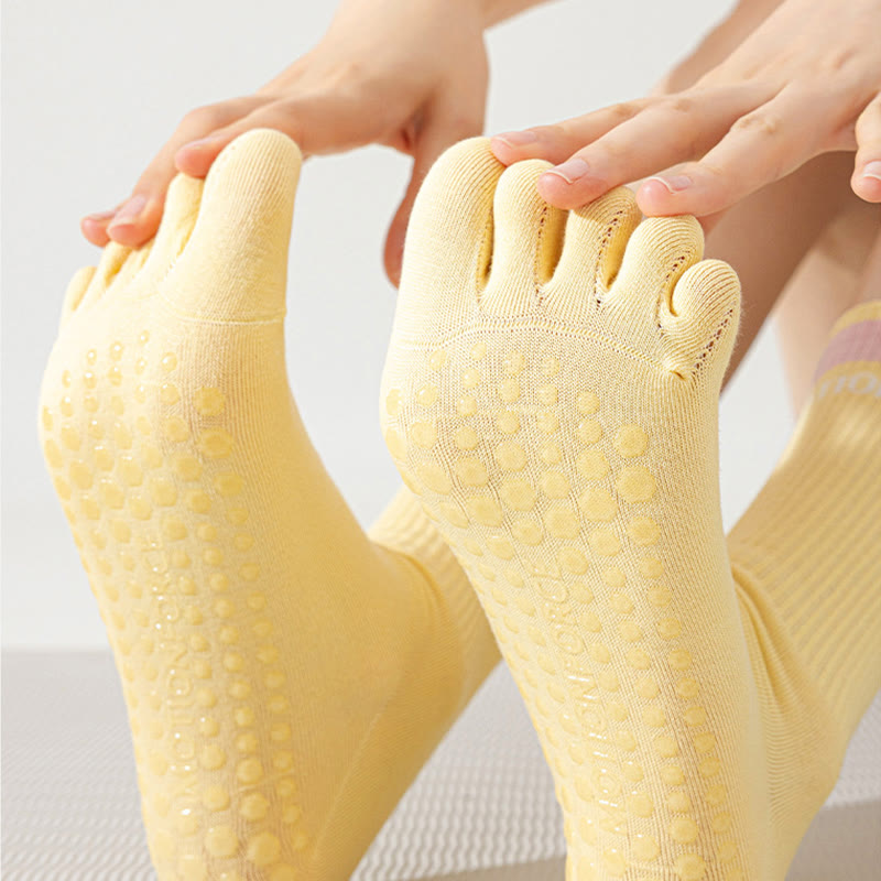 Calze Olivenorma in silicone antiscivolo con separazione delle dita, lunghezza a metà polpaccio, per Pilates, Barre, Fitness, traspiranti, con cinque dita aderenti, ideali per yoga. - image 5