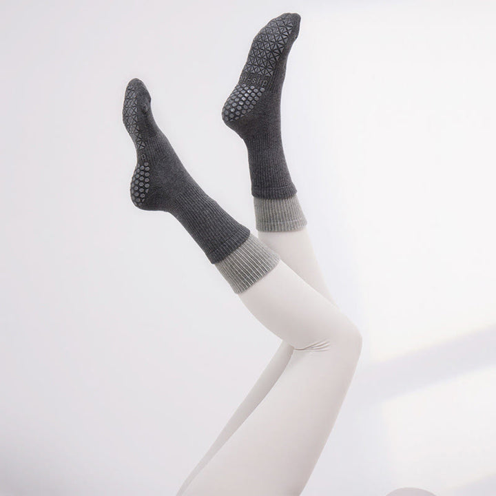 Calze Olivenorma Floor Grip per allenamento Barre con comfort in cotone traspirante e supporto elastico, calze antiscivolo a metà polpaccio per Pilates e Yoga - Grigio titanio - 10 paia - image 14
