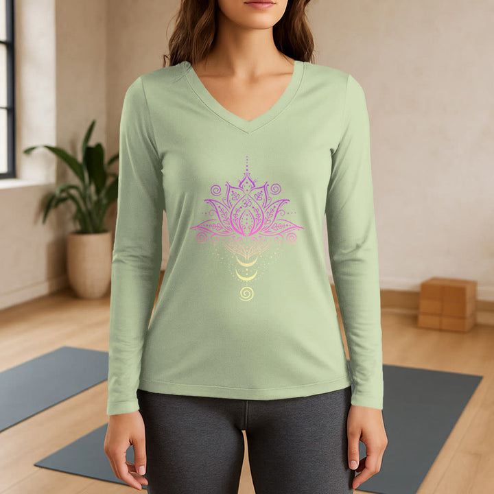 Olivenorma OM Lotus Flower T-shirt a maniche lunghe con scollo a V - Verde chiaro - 3XL - image 9