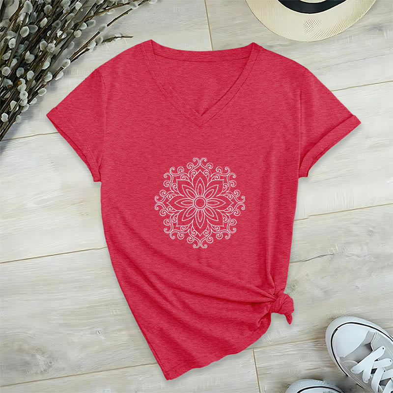 Olivenorma Mandala Inner Strength T-shirt in cotone con scollo a V per yoga e meditazione - Rosso - 2XL - image 21