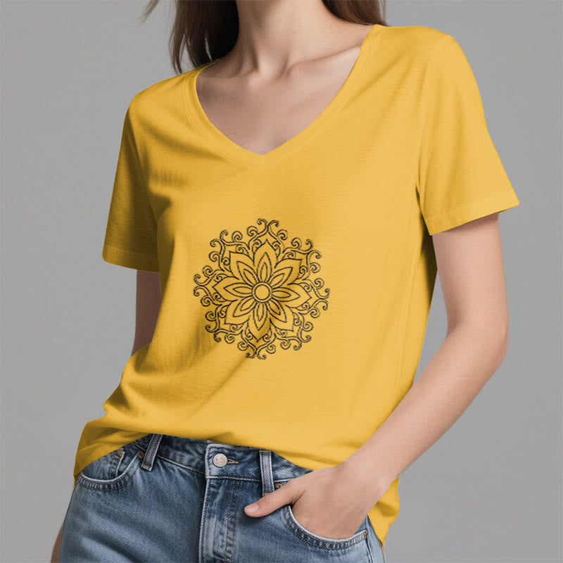 Olivenorma Mandala Inner Strength T-shirt con scollo a V per yoga e meditazione - image 24