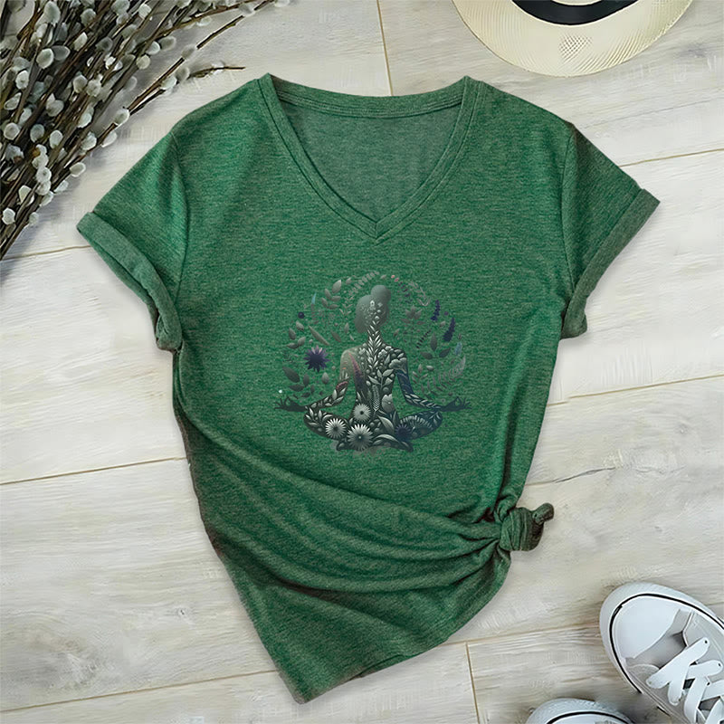 Olivenorma Maglietta da meditazione yoga con scollo a V e stampa Mindful Power ispirata alla natura - Verde scuro - 2XL - image 17