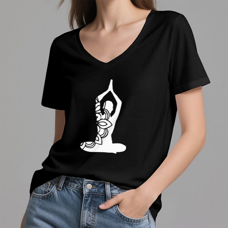 Maglietta da meditazione con scollo a V e scritta "Olivenorma Yoga Pose Mindful Energy" - image 6