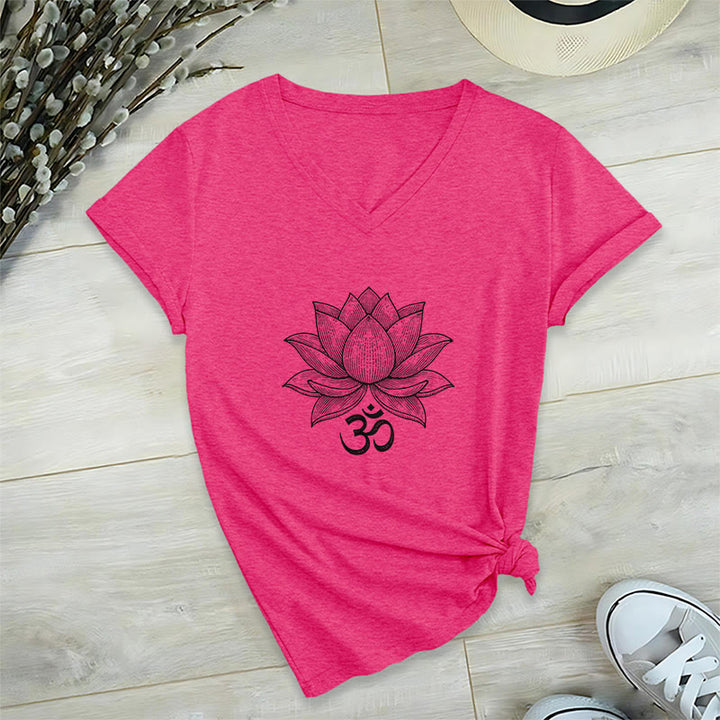 Olivenorma Lotus Mindful Power T-shirt in cotone con scollo a V per yoga e meditazione - Rosa rossa - 2XL - image 25