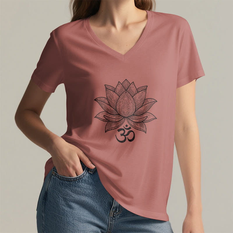 Olivenorma Lotus Mindful Power T-shirt in cotone con scollo a V per yoga e meditazione - image 10