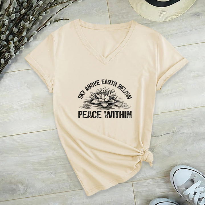 Olivenorma T-shirt in cotone con scollo a V e simbolo di pace interiore per yoga e meditazione - Cachi - 2XL - image 17