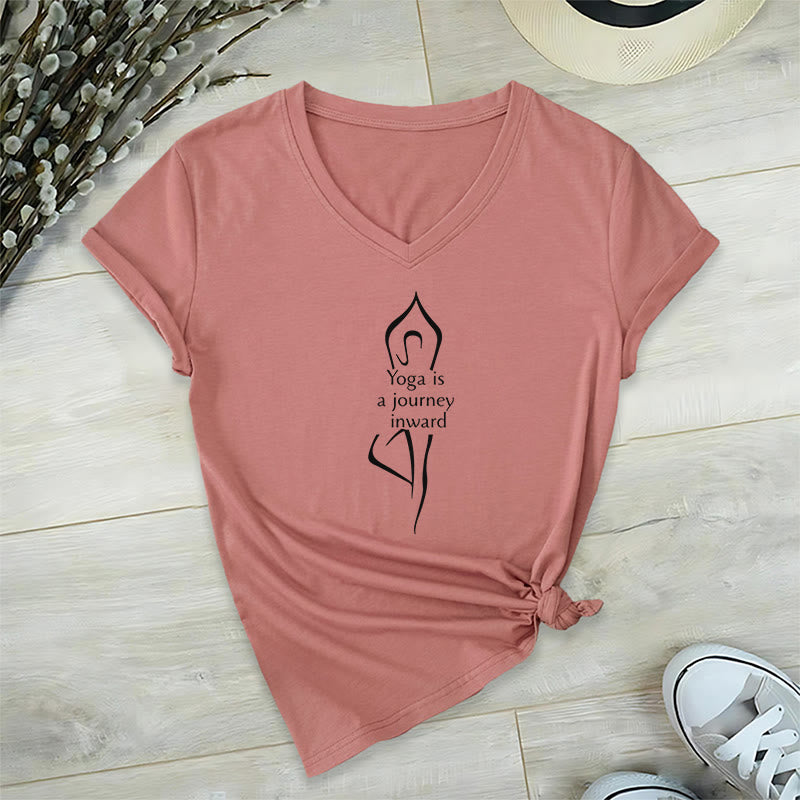Olivenorma "Lo yoga è un viaggio interiore" Maglietta da meditazione con scollo a V - Rosa - 2XL - image 11